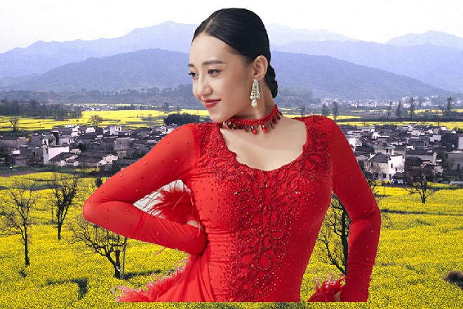 小露露赶忙阻拦道：他是我爹地的手下，他也能换赎金的
