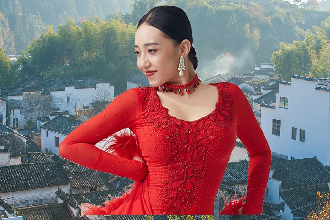 不过他顺便闻了一下，草薙上司，你认识神乐家族的人吗