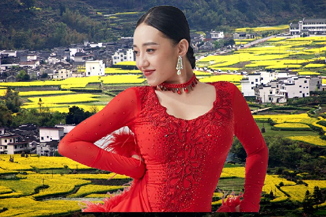 这些恶魔都是哨兵的模样，一个个身高三米，面貌狰狞