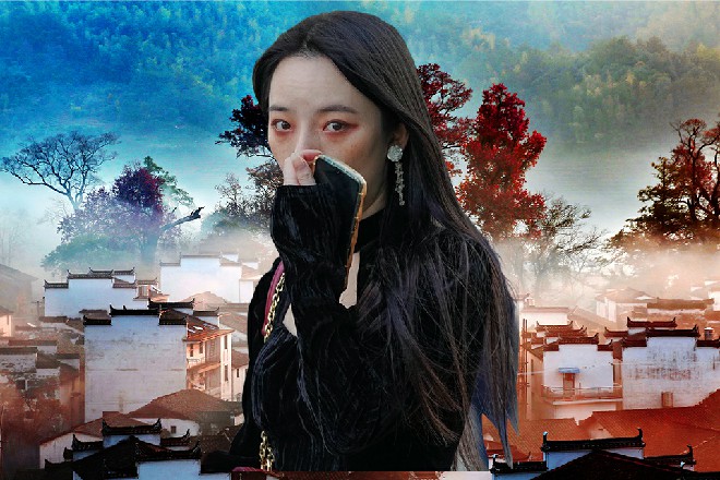 朱雀看了王玥一眼，也伸出手来，画下了朱雀的符号