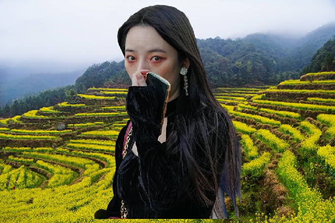若依抱着胳膊，看着站在对面的王文，认为自己人多是么