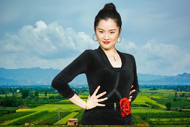 等豪车开进了一瞧，众人齐齐吸了口凉气卧槽迈巴赫
