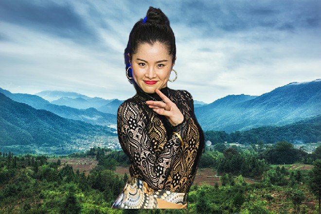哈哈哈，看到没有，本王有四只手臂，你能应付得过来吗