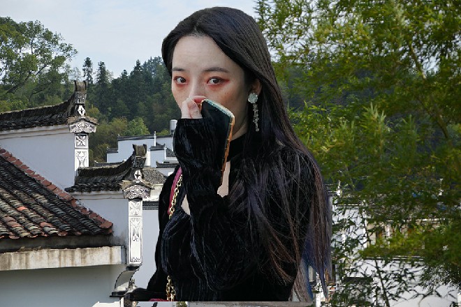 既然如此，我也不打扰你们拍戏了，我还要上班，再见