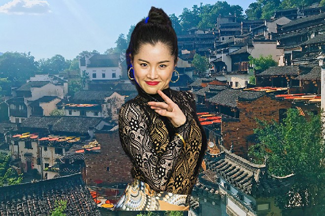 红色妖姬揉了揉鼻子，二位请回吧，大爷我忙了一天，要休息了