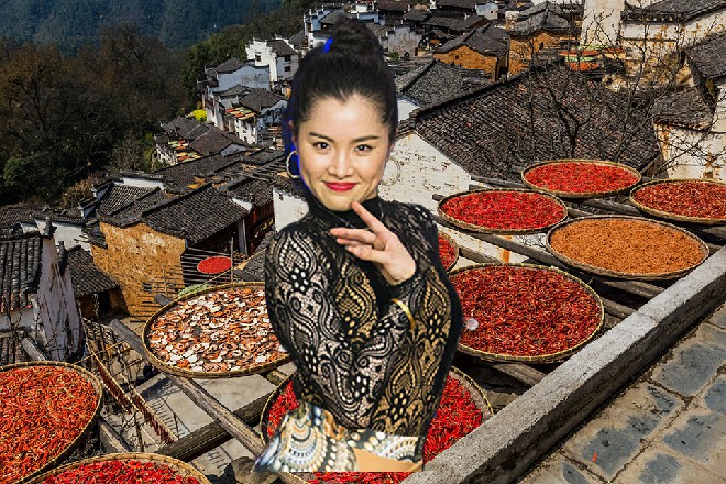 容小薰站在后面，满满的安全感，同时又有那么一点担心