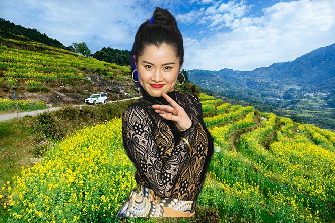 就是，神才能救我们你们这些魔鬼，恶魔的同伙，滚远点