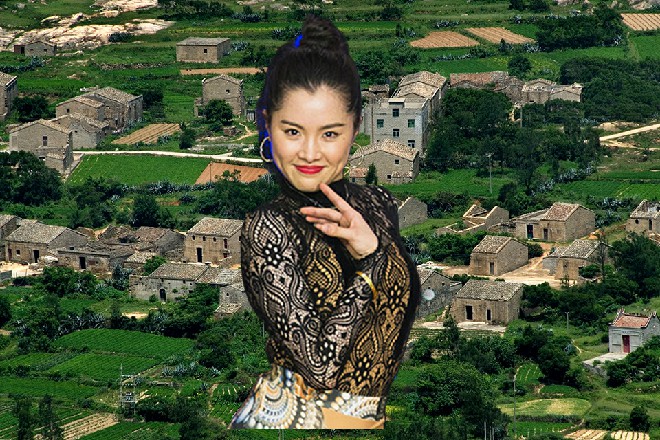 诺曦S的目光也落在了小乞丐身上，看出来他资质不俗