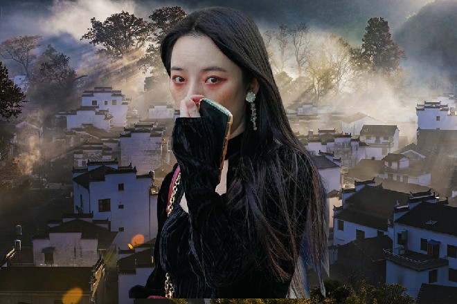 说完，他好不犹豫地跟着红色妖姬一起离开，气的贪狼连连怒吼