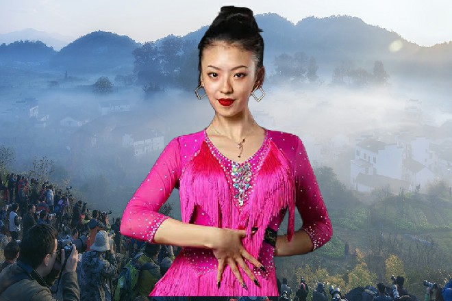 Abb一转头，对着另外两个丐帮长老一瞪眼睛，不怒自威