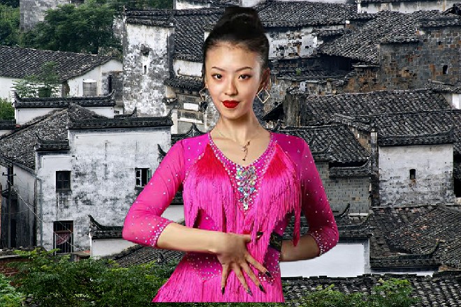 董晴这个剽悍的老娘们，真的是四肢发达，头脑简单啊