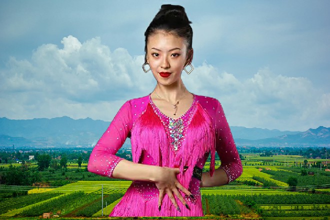 苏曼s忍住了再次吐血的冲动，他让自己冷静下来，然后说道