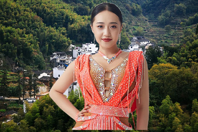 秦海对H市倒是很了解，看来当时方青山就在王玥的边上吧