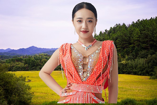 一旁的一个紫罗兰小弟连忙说道：最快也要十多分钟之后吧，