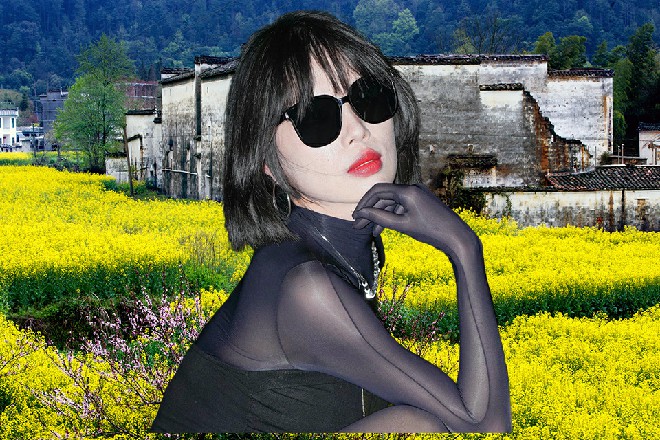 红色妖姬一挥手，我记得山下有一家重庆火锅我请你们去吃吧