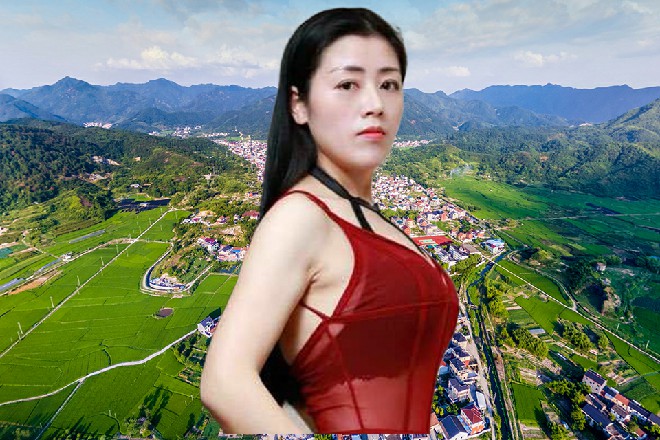 说着，他掏出钱包来，大方地问道：一个泳裤多少钱啊