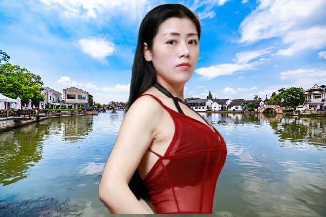 杨业眼神不错，一眼看出苏曼s带着的是自己最喜欢的那块手表