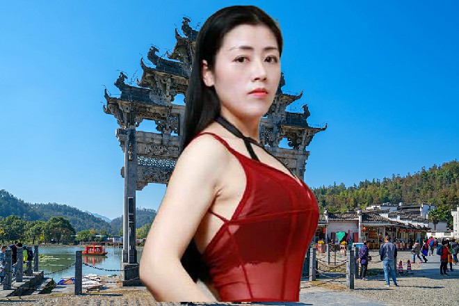 风花影挂着有点腼腆的笑容，其实我只是个普通的女孩子