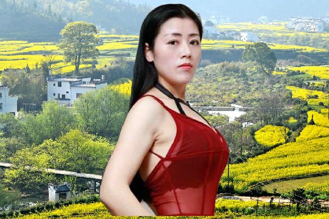 女子眉毛一扬，不曾听过肯定是哪里来的小贼受死