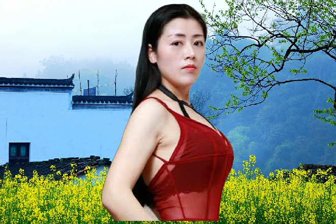 五岳剑派的弟子们无不震惊，这个华山小弟子，有点碉堡啊