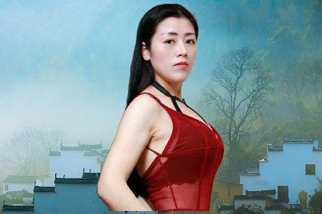 伏尔加点点头，他身体化作一道神光，消失在会议室当中