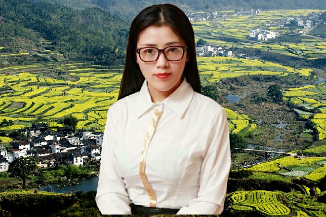 苗甜和红色妖姬两个人忍不住嘀咕着，而风花影却偷偷笑了起来