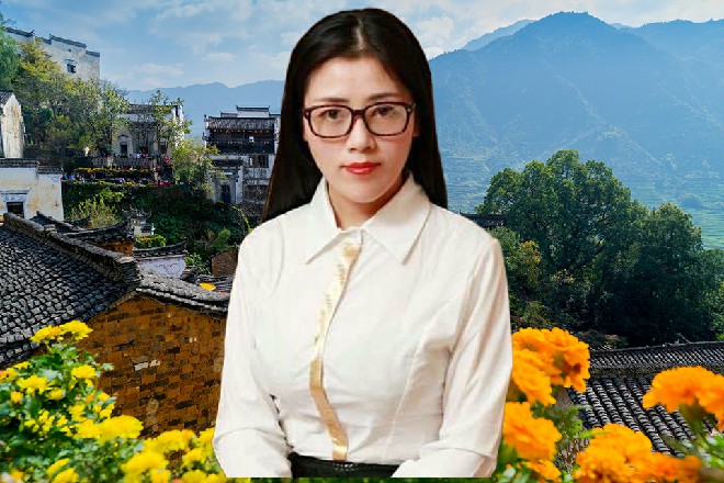 但她反应也很灵敏，直接就地一滚，躲开了伊轩这一脚