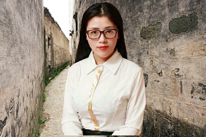 何千语失去了立足点，在空中一个翻身，向着地面落去