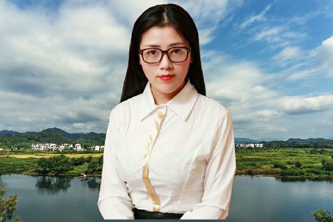 王再天弹了弹烟灰，打折他的两条腿，让他知道教训就行了