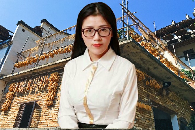 王玥顿时浑身一震，那头顶的头箍立刻亮起一道红色的光芒