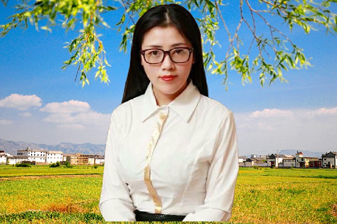 伊轩说道：而且你想在我们这里杀人，还得问问我才行