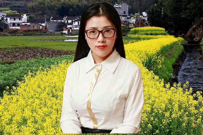红色妖姬懒得搭理他，他现在烦得很，没时间陪这些小混混胡闹