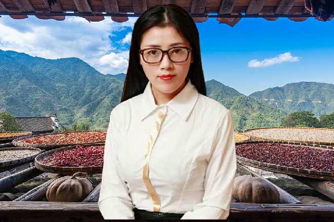 而这边骂人一热闹，家家户户的人就走了出来看热闹