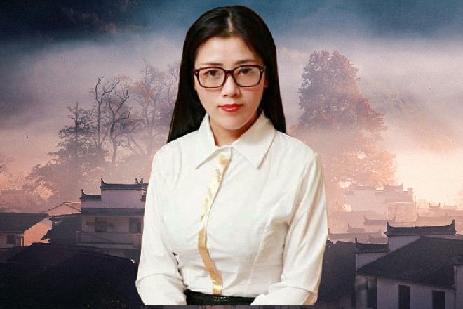 火崎柳云身前爆开一道巨大的刀口，鲜血不要钱一样喷洒出来