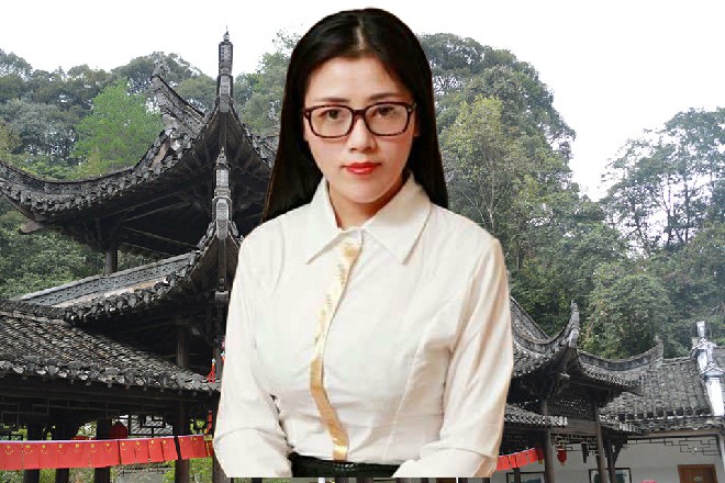 五岳剑派的人惊得说不出话来，而日月教这边却在拼命叫好
