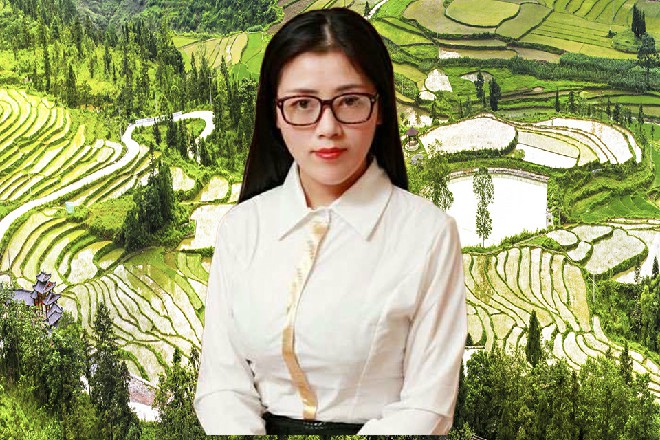 而这边骂人一热闹，家家户户的人就走了出来看热闹
