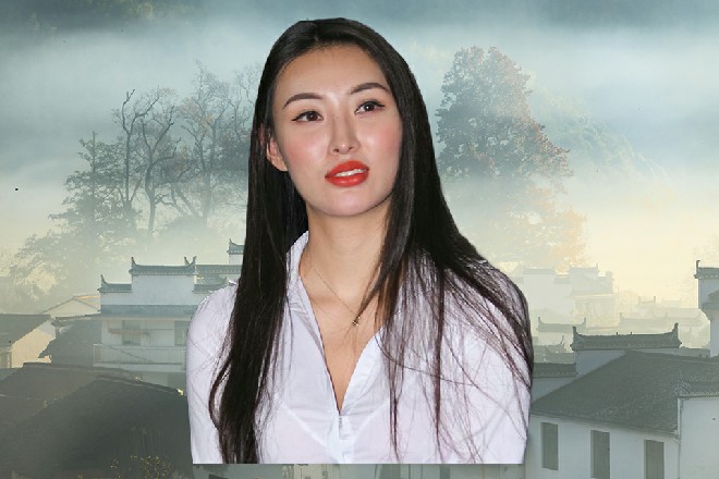 巨枪刺破了盾牌，距离522的脖子只有不到十厘米的距离