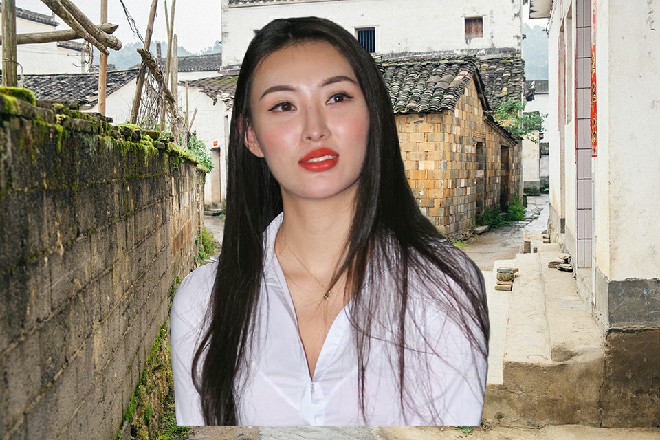 诺曦S呼唤着自己的女恶魔，八千阎罗手立刻现了出来