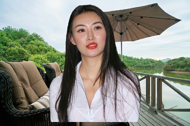 贞德脸色又苍白起来，诺曦S这个样子真的太吓人了，