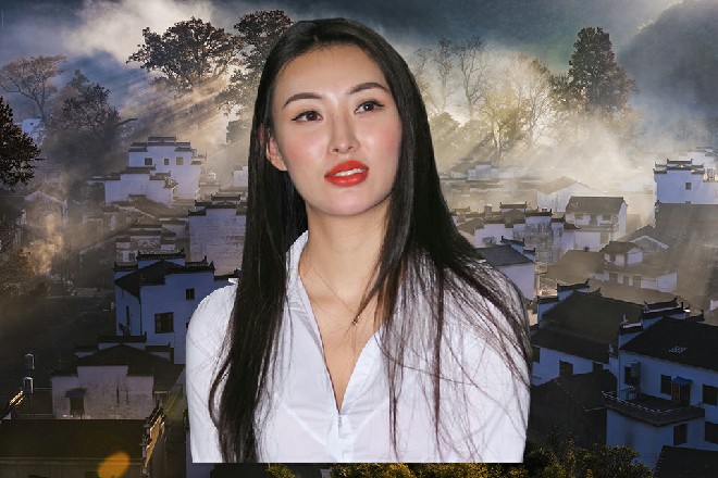这岩龙的石铠无比坚硬，红色妖姬的黑剑也无法攻破他的铠甲