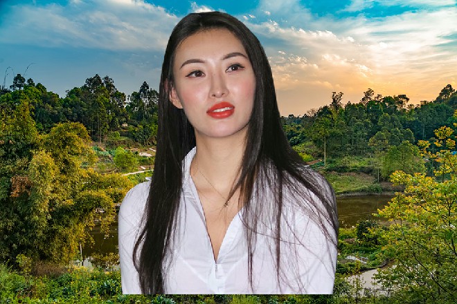这恶鬼是打算直接一招摧毁了镜的大招，把镜给轰成了重伤