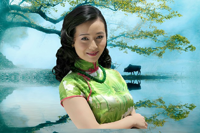 红色妖姬看着被踩坏的奥迪车，叹了口气，这下真的是可惜了