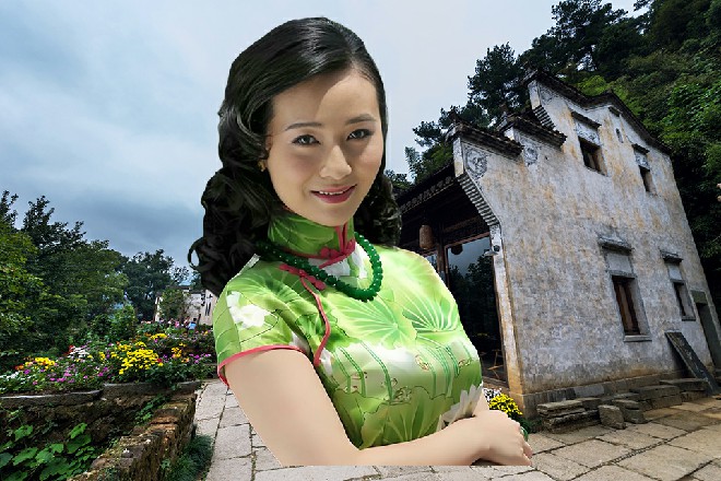 鼻喷火焰，生有八臂，浑身黝黑，身高百米的，是大明王