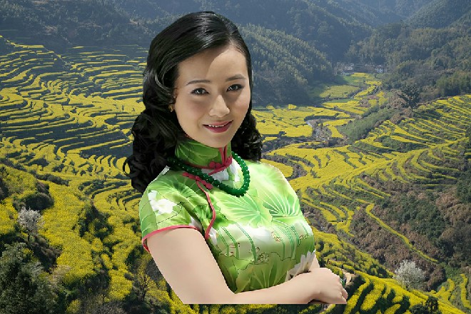 若依白了草薙上司一眼，来九龙岛，身边连个妹纸都没有