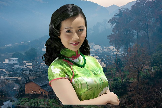 红色的刀罡飞了出来，在对面的墙壁上留下一道巨大的刀痕