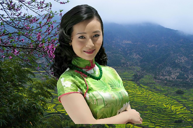伊轩说道：而且你想在我们这里杀人，还得问问我才行