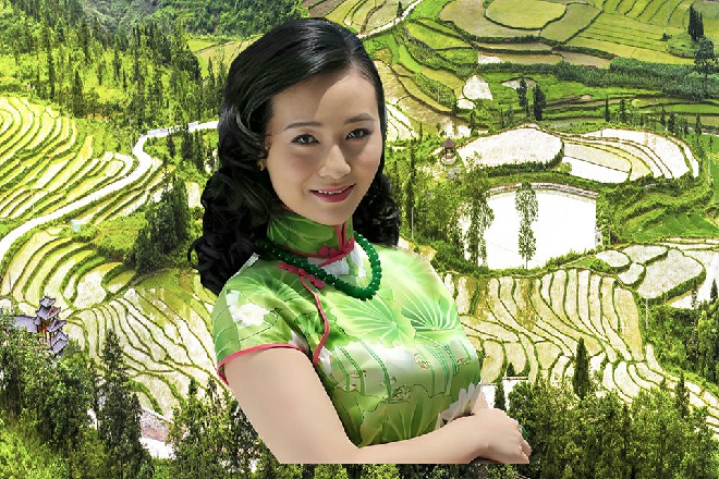 黄百川看着若依手里的黑剑，咽了一口口水，忍不住问道