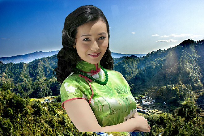 这婴儿天使直接被炸的满脸开花，金色的鲜血流淌出来