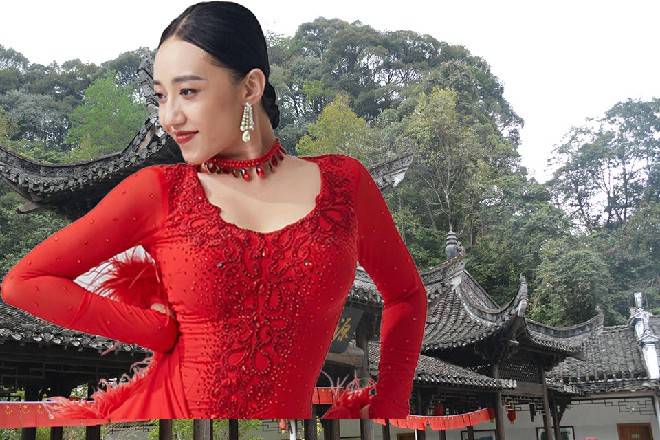 何伟都听不下去了，脸红耳赤地训斥了自己妹妹一句