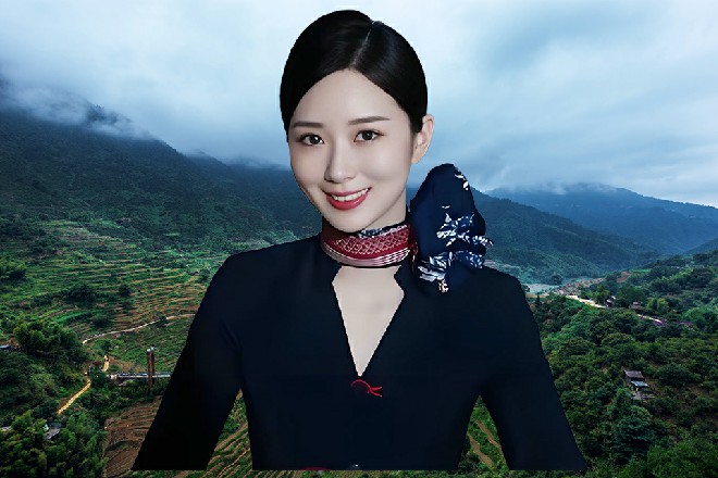 金大衣多看了伊轩两眼，没说什么，只是气氛有些诡异